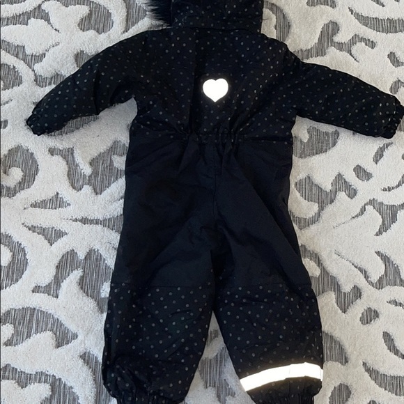 HNM snow suit 1 1/2 -2yr - Picture 1 of 4